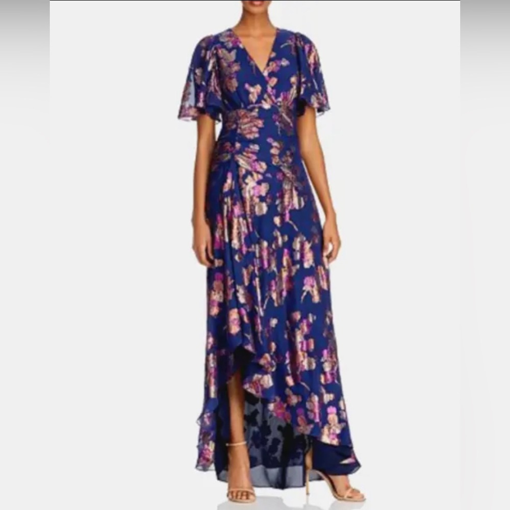 Shoshana gown in size 0 in amazing condition and only worn once.